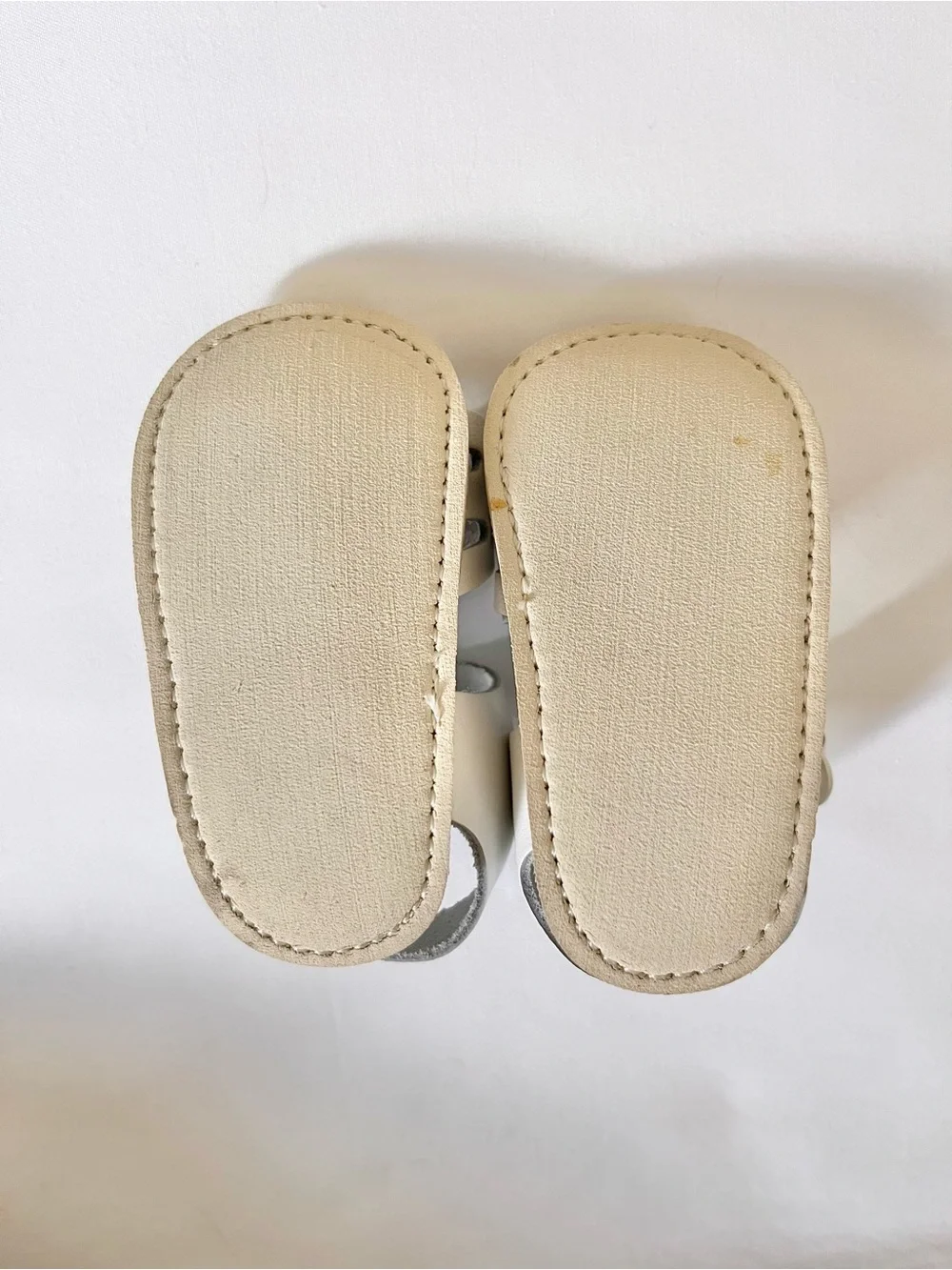Vintage White Leather Baby Sandals Size 2 Cutout Flower